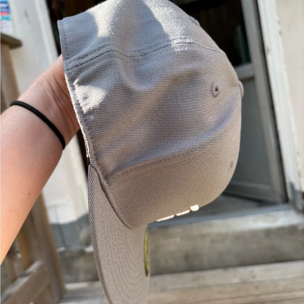 TB12 Gray Fitted Hat Tom Brady, Size: 6 7/8 - 7 1/4 - Picture 4 of 8